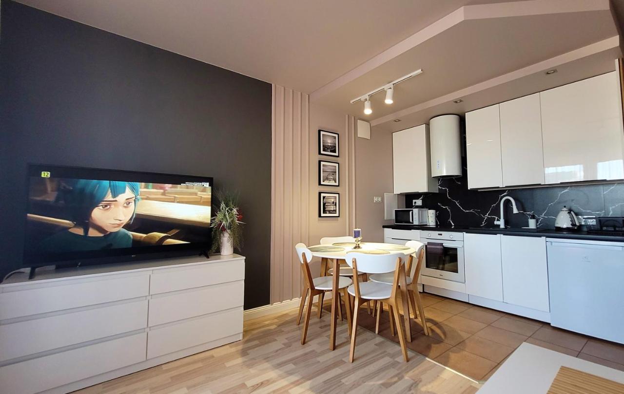 Apartament25B, Plaza, Internet, Netflix Danzig Exterior foto